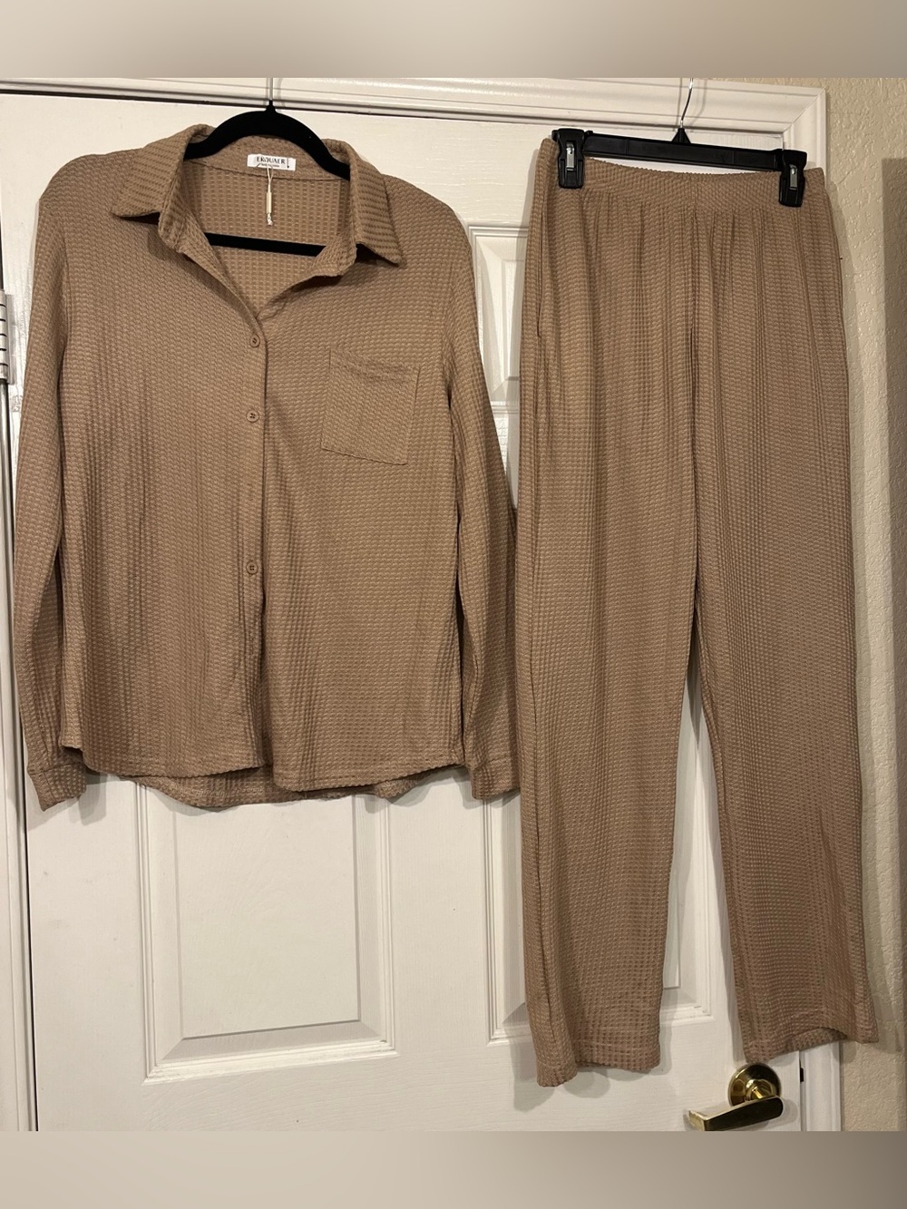 Waffle-Knit Lounge Shirt & Pants Set - Beige - Picture 2 of 3